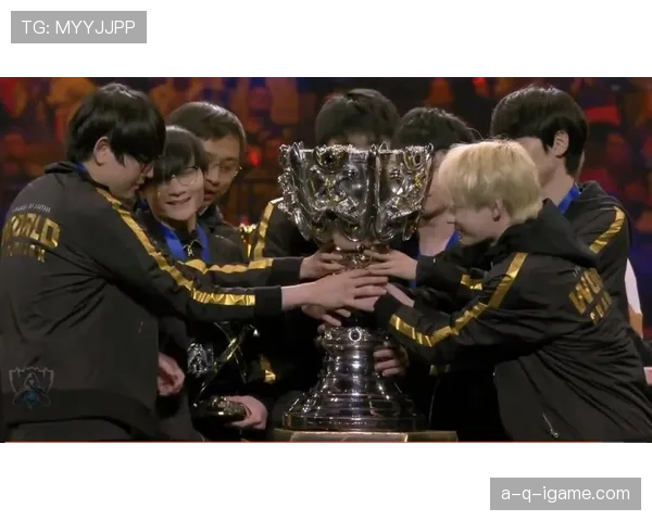 上海海港红队状态回暖，联赛积分领跑再创佳绩