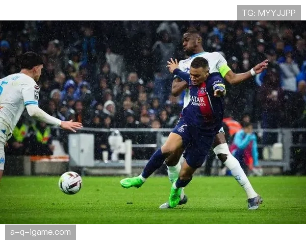 法国国家德比战火重燃：巴黎圣日耳曼主场迎战马赛，巅峰对决引爆期待