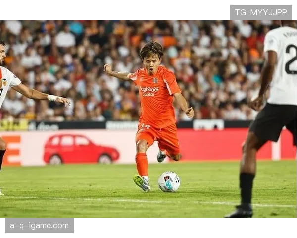 久保建英:从右路内切核心到进攻发起点的转型解析