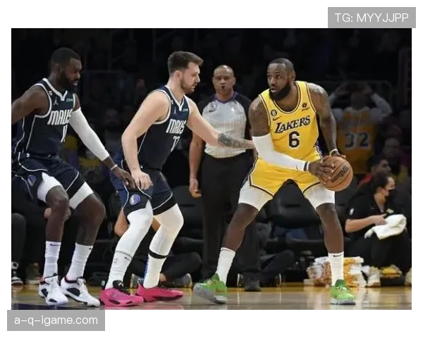 严重犯规判罚标准详解:为何裁判尺度差异大引争议 严重犯规判罚标准详解:为何裁判尺度差异大引争议